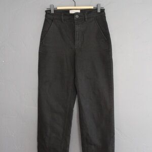 High waisted black ankle length jeans